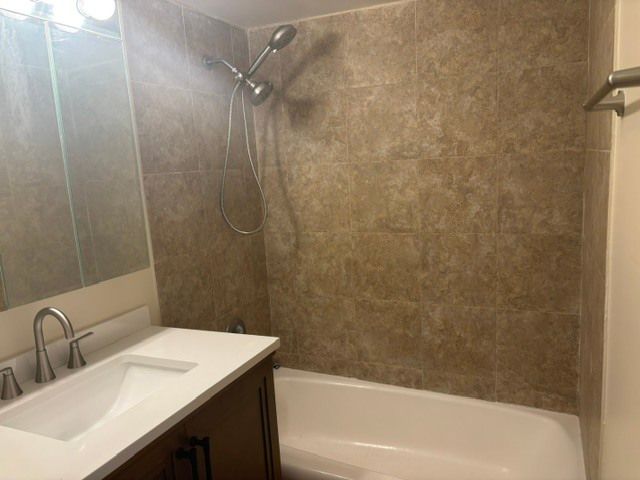 7234 W NORTH Avenue 614, Elmwood Park, IL 60707