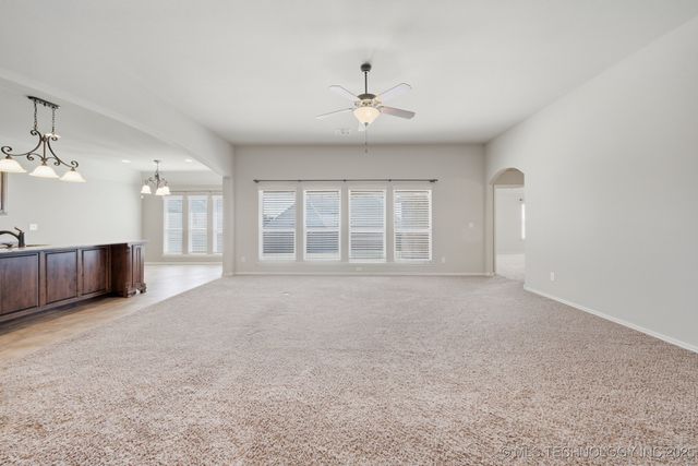 1501 E Phoenix Street, Broken Arrow, OK 74011