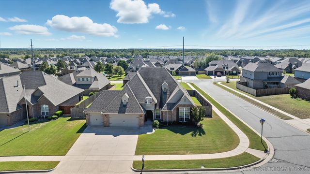 1501 E Phoenix Street, Broken Arrow, OK 74011