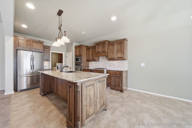 1501 E Phoenix Street, Broken Arrow, OK 74011