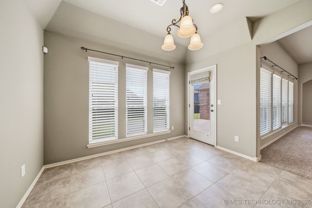 1501 E Phoenix Street, Broken Arrow, OK 74011