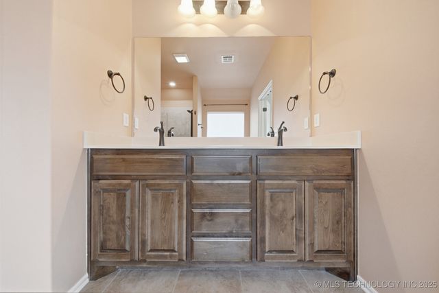 1501 E Phoenix Street, Broken Arrow, OK 74011