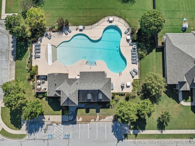 1501 E Phoenix Street, Broken Arrow, OK 74011