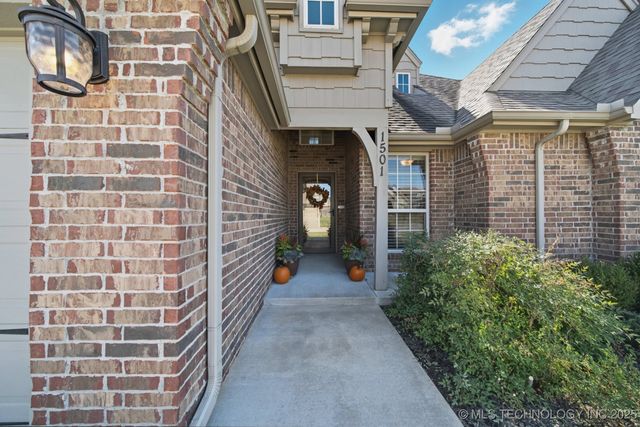 1501 E Phoenix Street, Broken Arrow, OK 74011