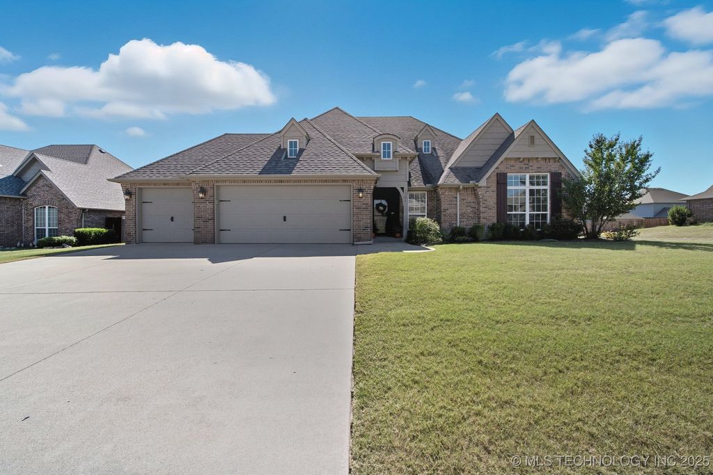 1501 E Phoenix Street, Broken Arrow, OK 74011