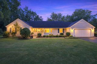 1114 Lexington Lane, Batavia, IL 60510