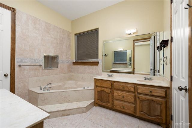 5313 N 8th Street, Mcallen, TX 78504