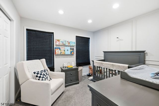 31 Gannett Ct, Wayne Twp., NJ 07470