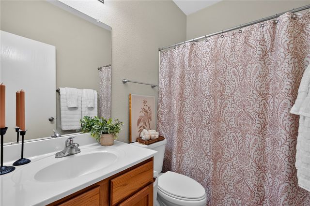 2622 Las Brisas St, Corpus Christi, TX 78414
