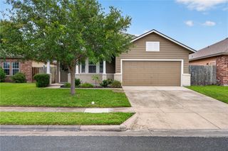 2622 Las Brisas St, Corpus Christi, TX 78414