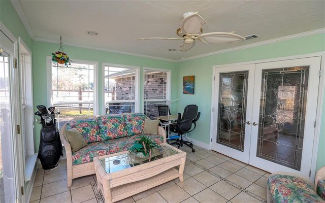 910 Oak Lane, Hackberry, LA 70645