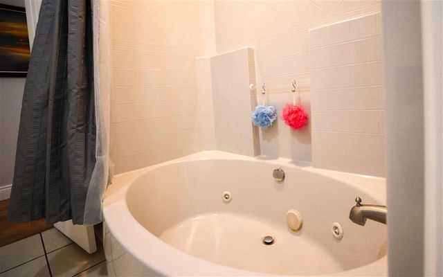 910 Oak Lane, Hackberry, LA 70645