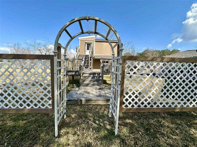 910 Oak Lane, Hackberry, LA 70645