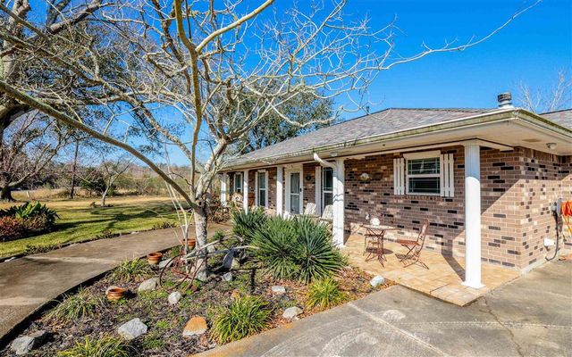 910 Oak Lane, Hackberry, LA 70645