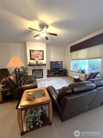 8536 Bainbridge Loop NE, Lacey, WA 98516