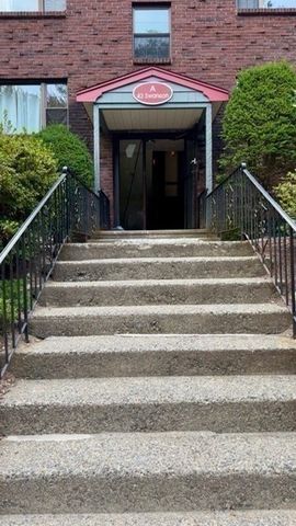42 Sawanson Ct A22, Boxborough, MA 01719