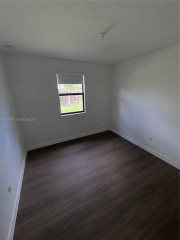 157 NE 27th Ter 157, Homestead, FL 33033