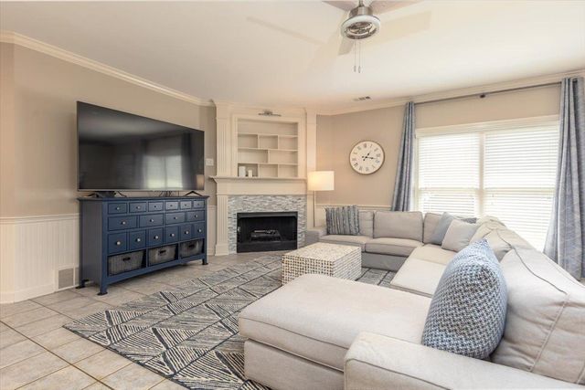 3537 WYNWOOD DR, Collierville, TN 38017