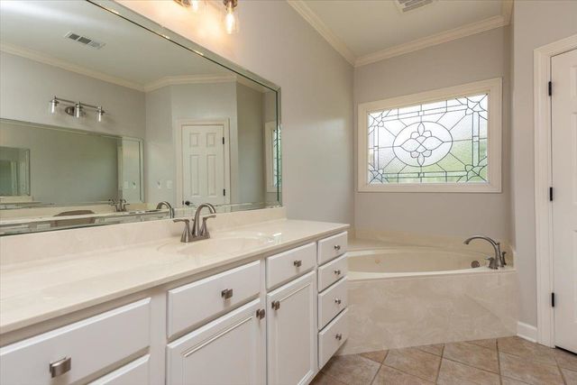 3537 WYNWOOD DR, Collierville, TN 38017