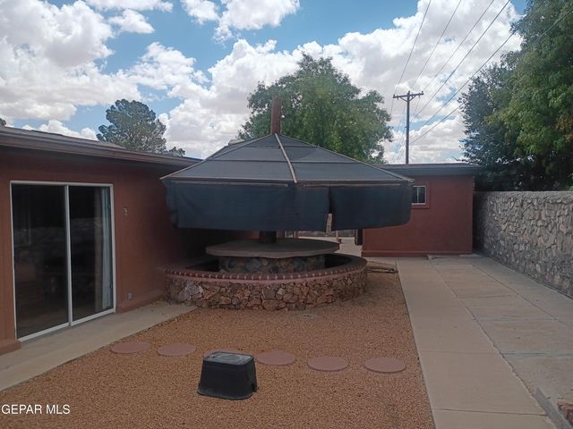 912 AGUA PRIETA Drive, El Paso, TX 79907