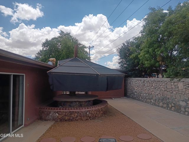 912 AGUA PRIETA Drive, El Paso, TX 79907