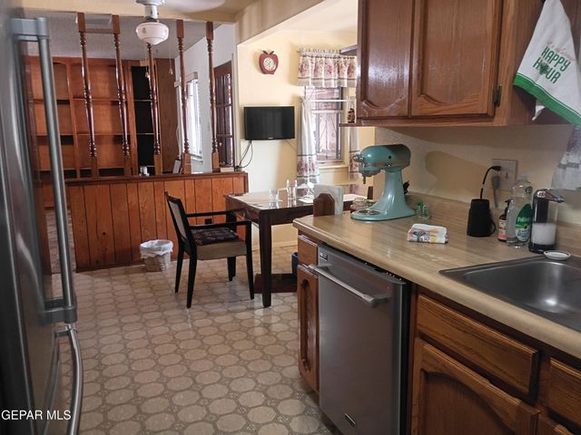 912 AGUA PRIETA Drive, El Paso, TX 79907