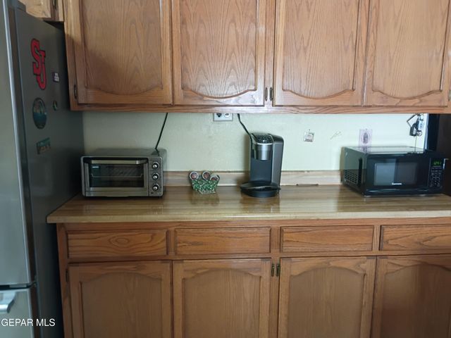 912 AGUA PRIETA Drive, El Paso, TX 79907
