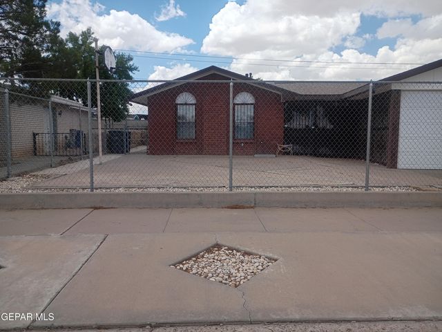 912 AGUA PRIETA Drive, El Paso, TX 79907
