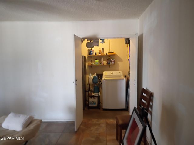 912 AGUA PRIETA Drive, El Paso, TX 79907