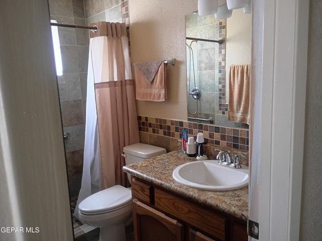912 AGUA PRIETA Drive, El Paso, TX 79907