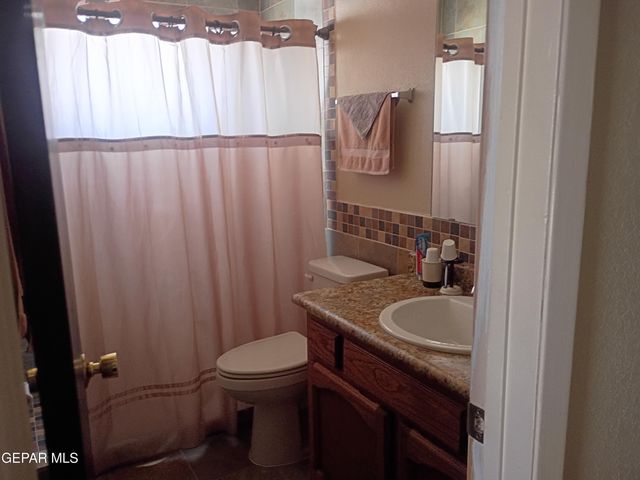 912 AGUA PRIETA Drive, El Paso, TX 79907