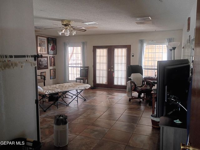 912 AGUA PRIETA Drive, El Paso, TX 79907