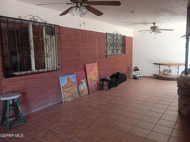 912 AGUA PRIETA Drive, El Paso, TX 79907