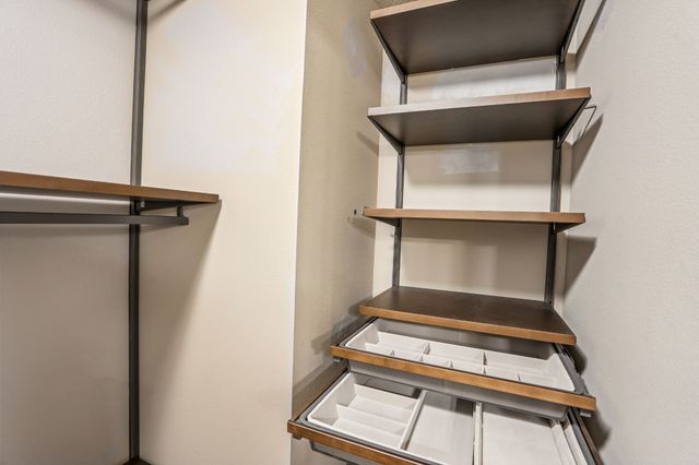 5895 Marble Circle, Johnston, IA 50131