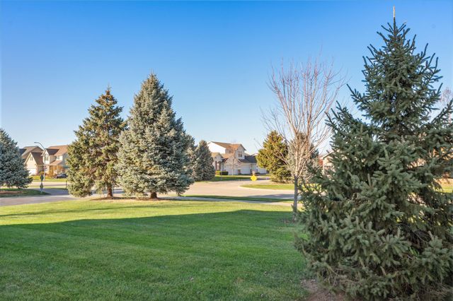 5895 Marble Circle, Johnston, IA 50131