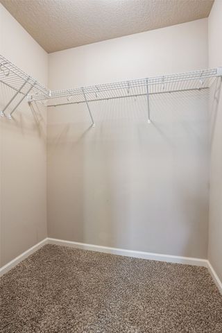 5895 Marble Circle, Johnston, IA 50131