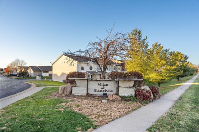 5895 Marble Circle, Johnston, IA 50131