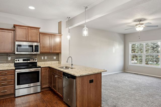 5895 Marble Circle, Johnston, IA 50131