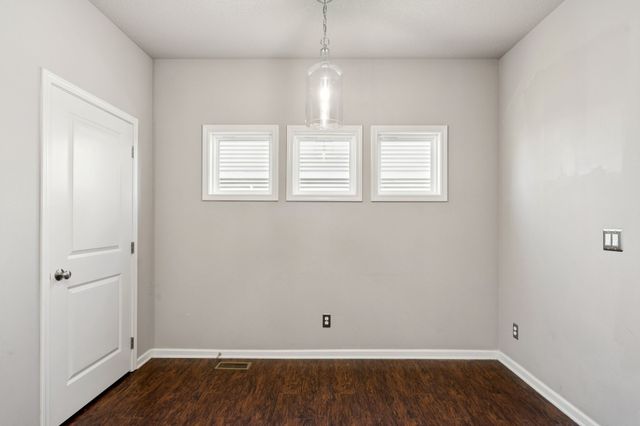 5895 Marble Circle, Johnston, IA 50131