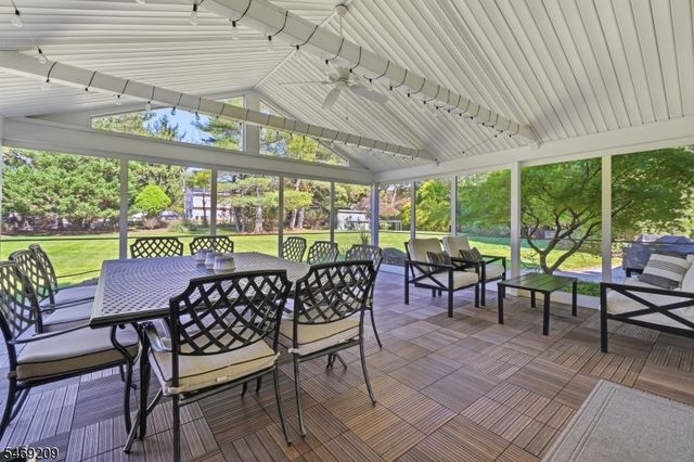 4 Tremont Ter, Livingston Twp., NJ 07039