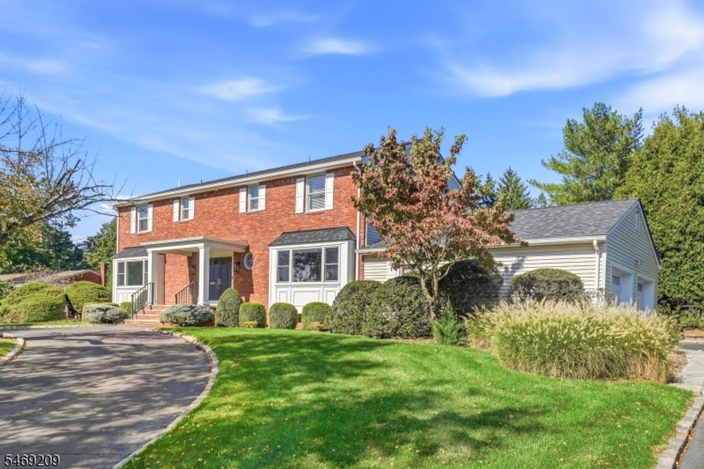 4 Tremont Ter, Livingston Twp., NJ 07039