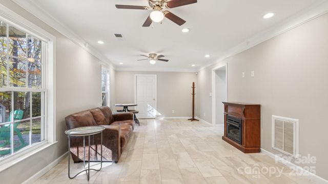 112 Sugar Thyme Lane, Mooresville, NC 28115