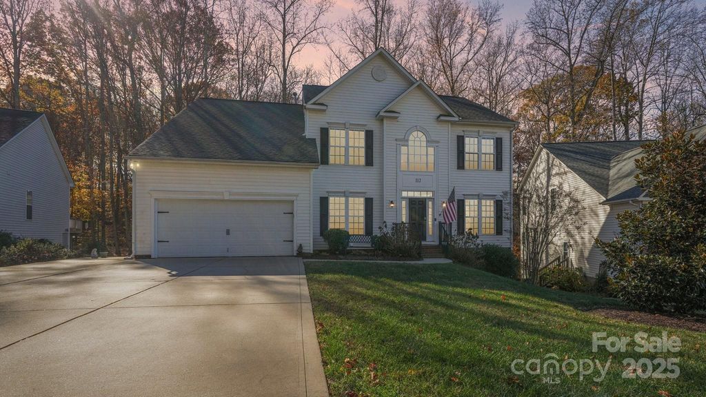 112 Sugar Thyme Lane, Mooresville, NC 28115