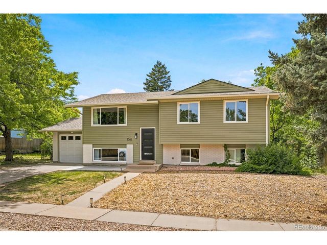 7683 S Vine St, Centennial, CO 80122