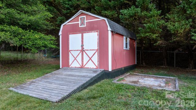 4416 Grace Church Road, Newton, NC 28658