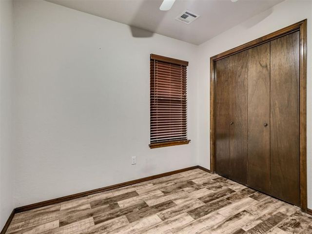 2910 Stonepoint Dr 2910, Edmond, OK 73034