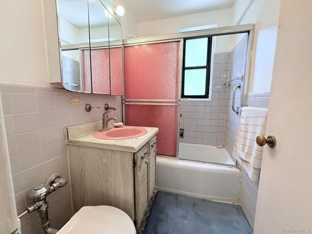 83-25 98th Street 1M, Woodhaven, NY 11421