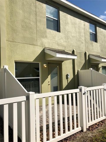8541 BRUSHLEAF WAY, Tampa, FL 33647