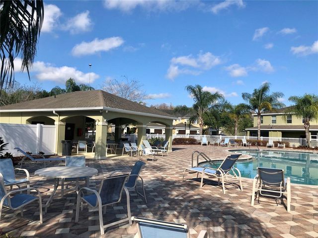 8541 BRUSHLEAF WAY, Tampa, FL 33647