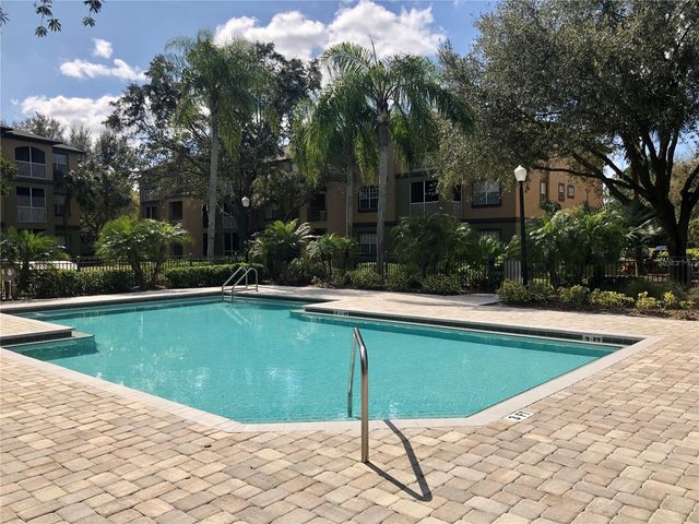 8541 BRUSHLEAF WAY, Tampa, FL 33647